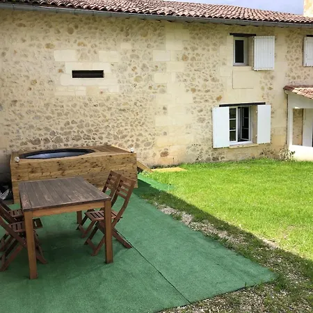 לינה וארוחת בוקר Chateau Lafite Monteil - Proche Bordeaux *